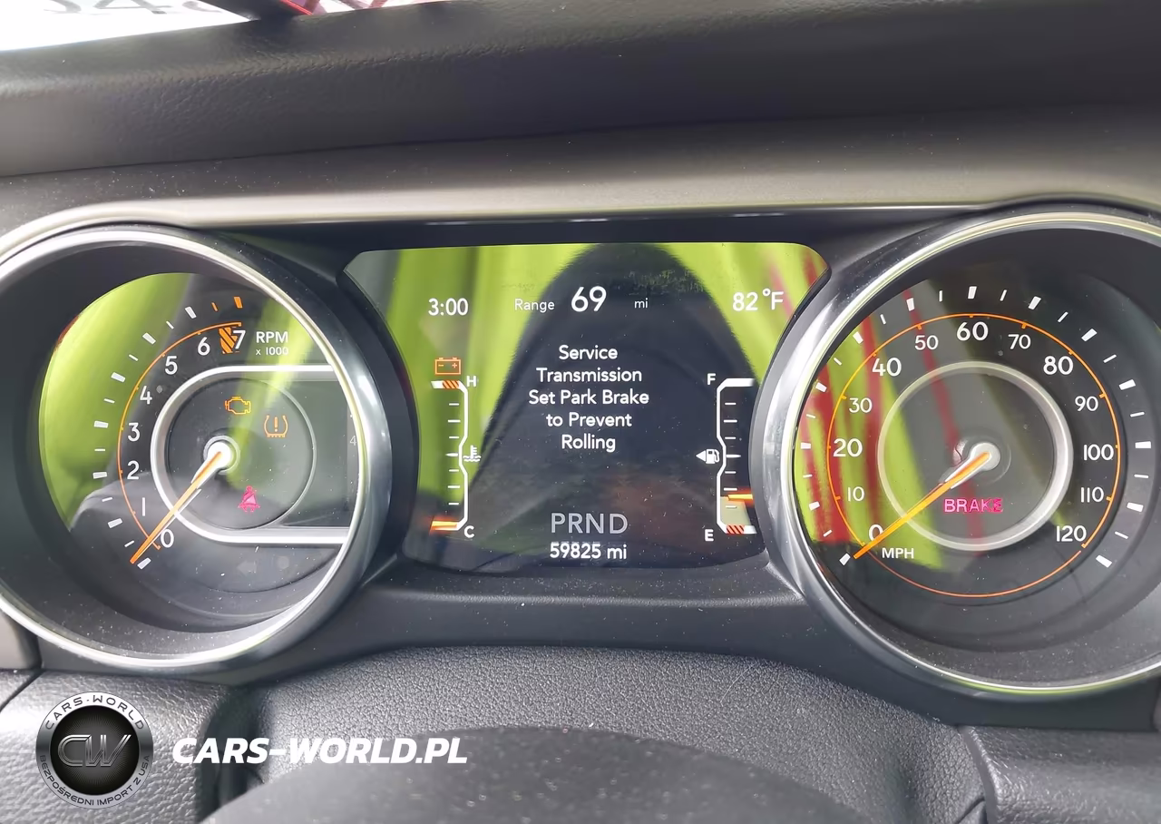 2019 Jeep Wrangler Unlimited Sport S 4X4 VIN:1C4HJXDGXKW586741 - 7
