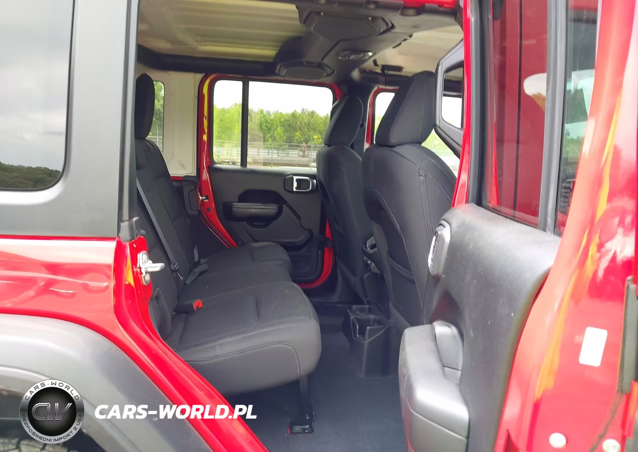 2019 Jeep Wrangler Unlimited Sport S 4X4 VIN:1C4HJXDGXKW586741 - 8