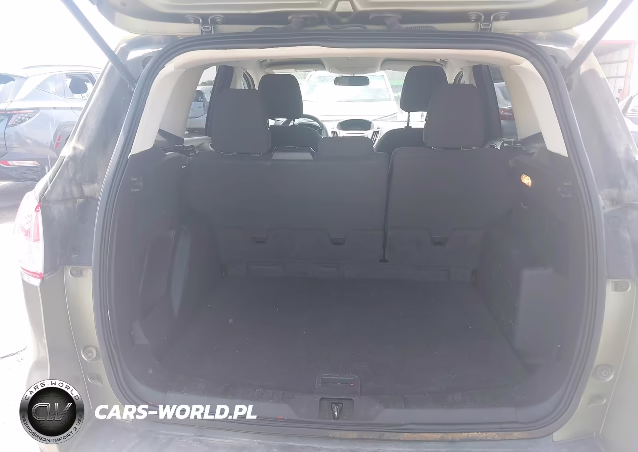 2013 Ford Escape S VIN:1FMCU0F70DUA35119 - 17