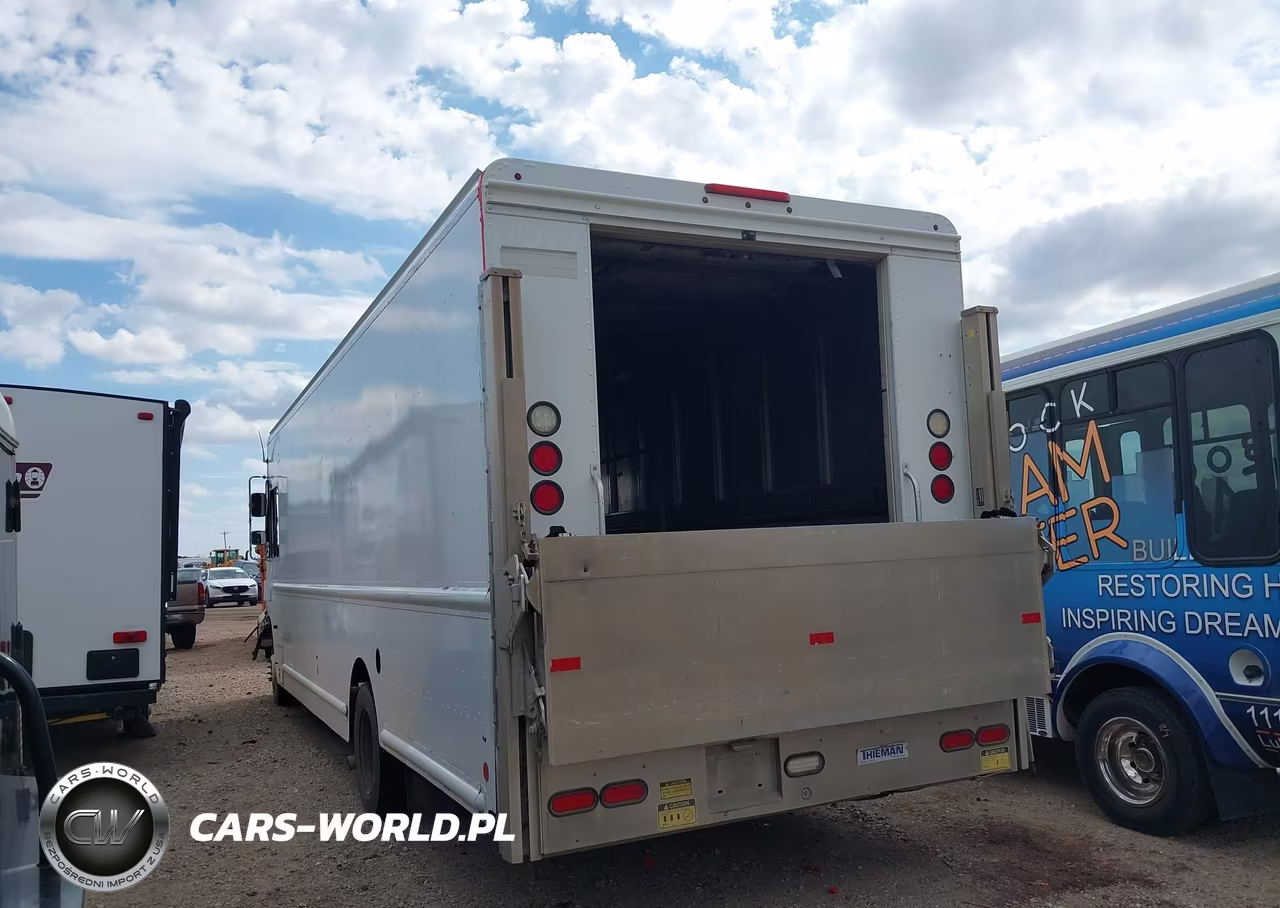 2014 Ford F-59 Commercial Stripped VIN:1F65F5KY8E0A10077 - 3