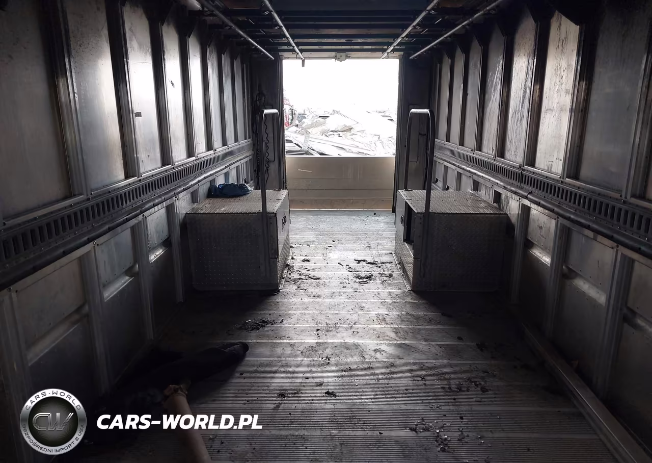 2014 Ford F-59 Commercial Stripped VIN:1F65F5KY8E0A10077 - 7