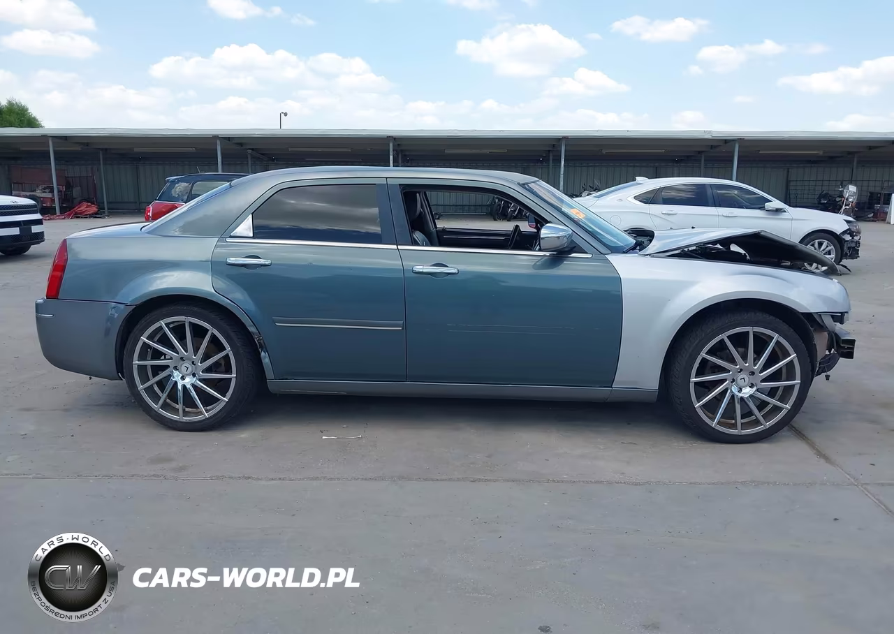 2007 Chrysler 300 Touring VIN:2C3KA53GX7H608453 - 14