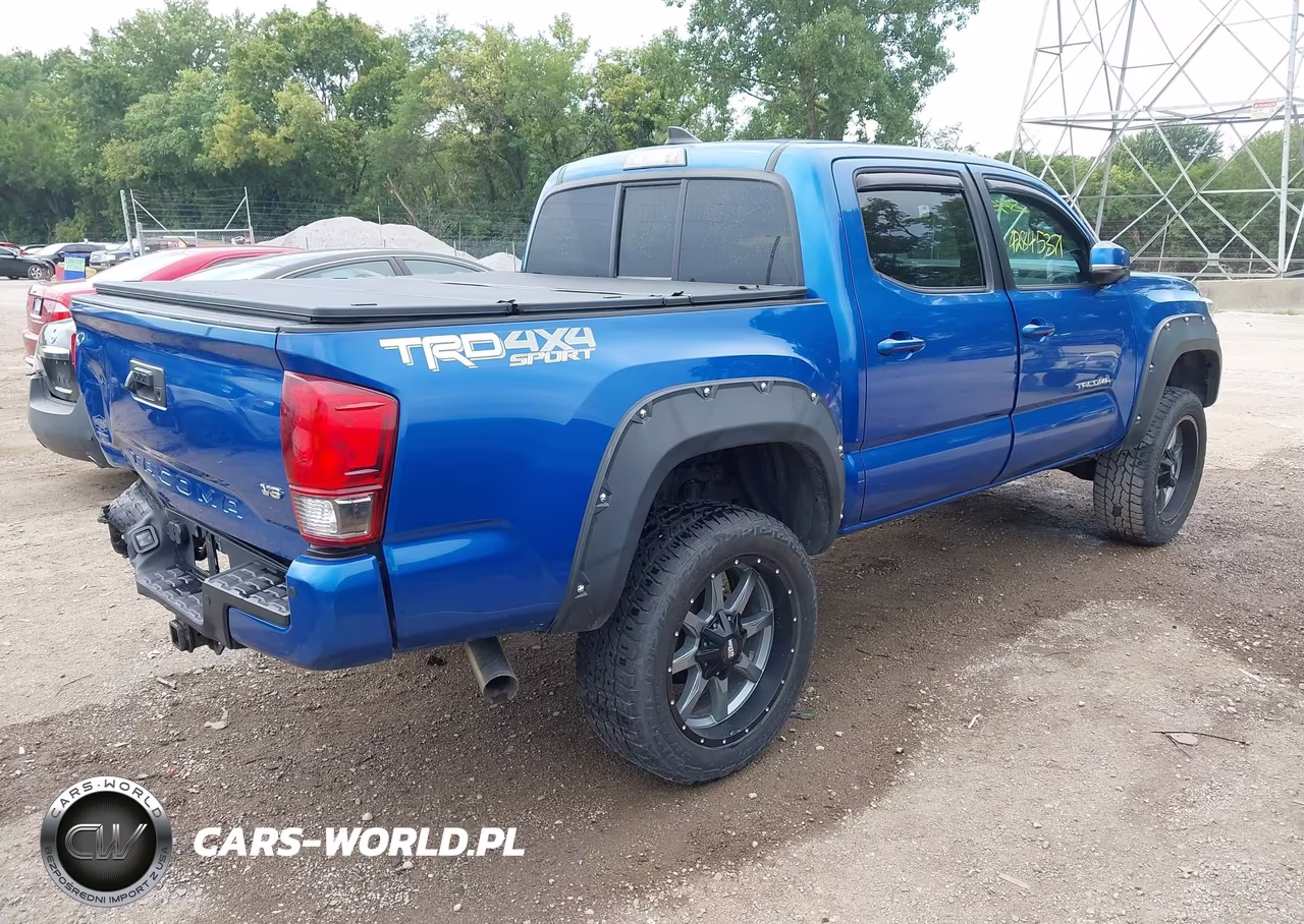 2016 Toyota Tacoma Trd Sport VIN:3TMCZ5AN6GM004359 - 4
