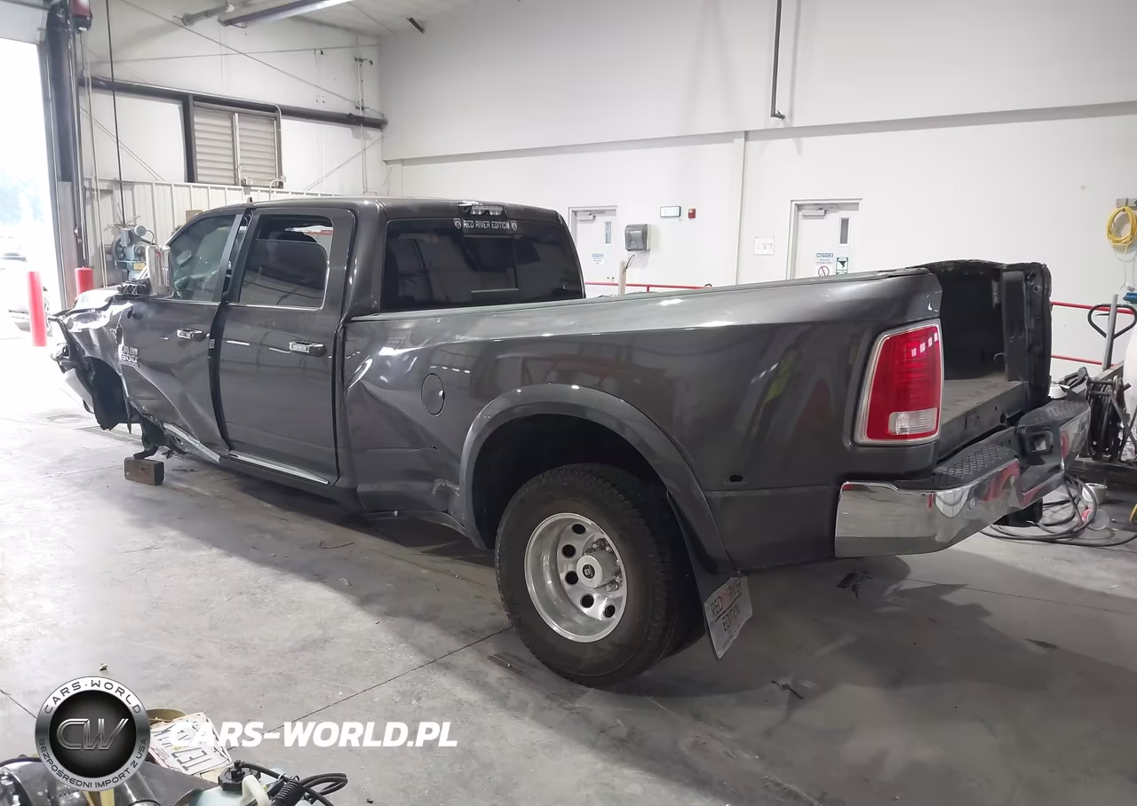 2017 Ram 3500 Limited 4X4 8' Box VIN:3C63RRKL1HG576385 - 3
