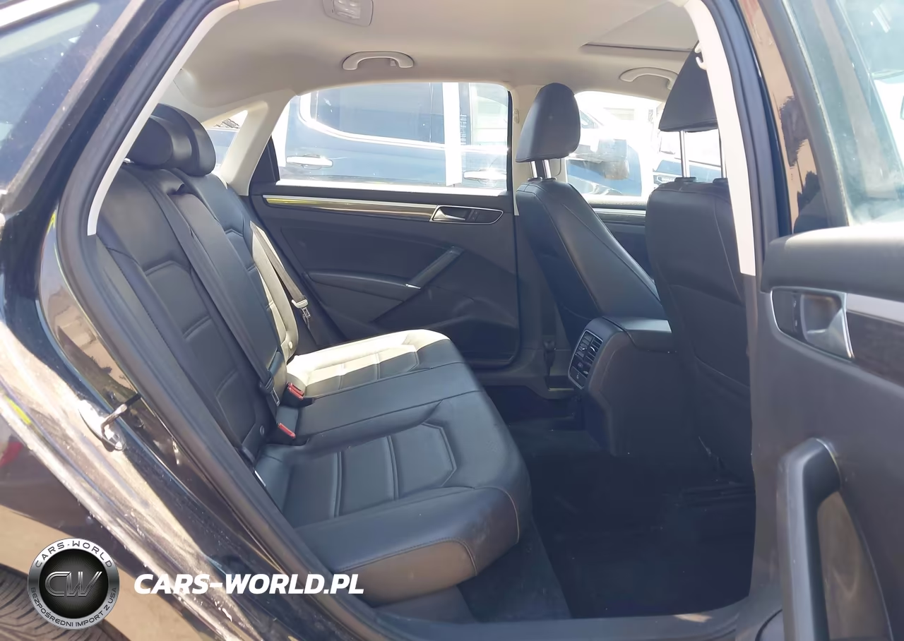 2017 Volkswagen Passat 1.8T Se VIN:1VWBT7A31HC017849 - 8