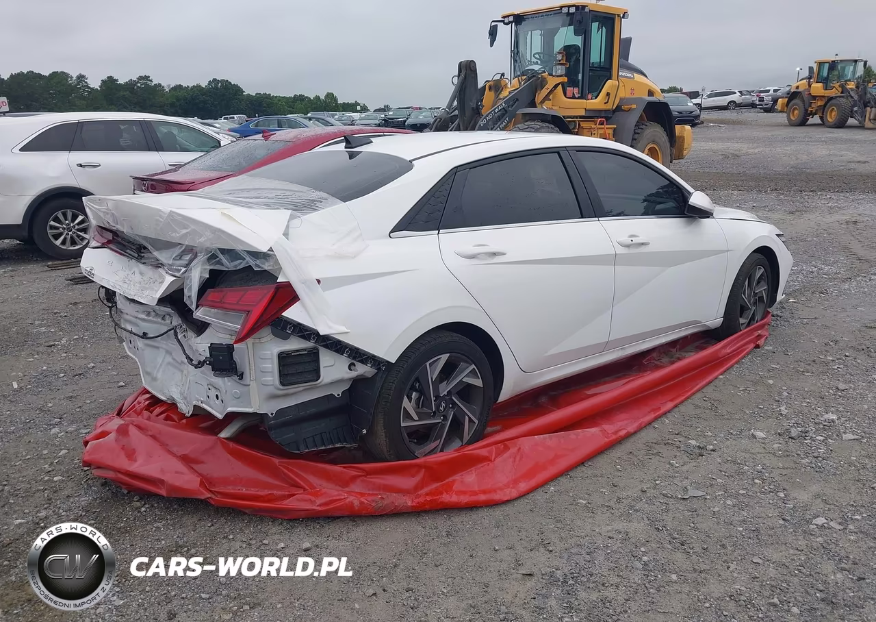 2024 Hyundai Elantra Sel VIN:KMHLS4DG2RU665943 - 4