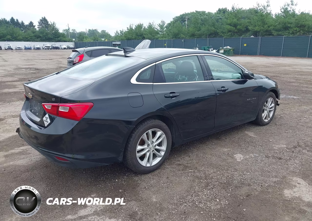 2016 Chevrolet Malibu 1Lt VIN:1G1ZE5ST8GF302486 - 4