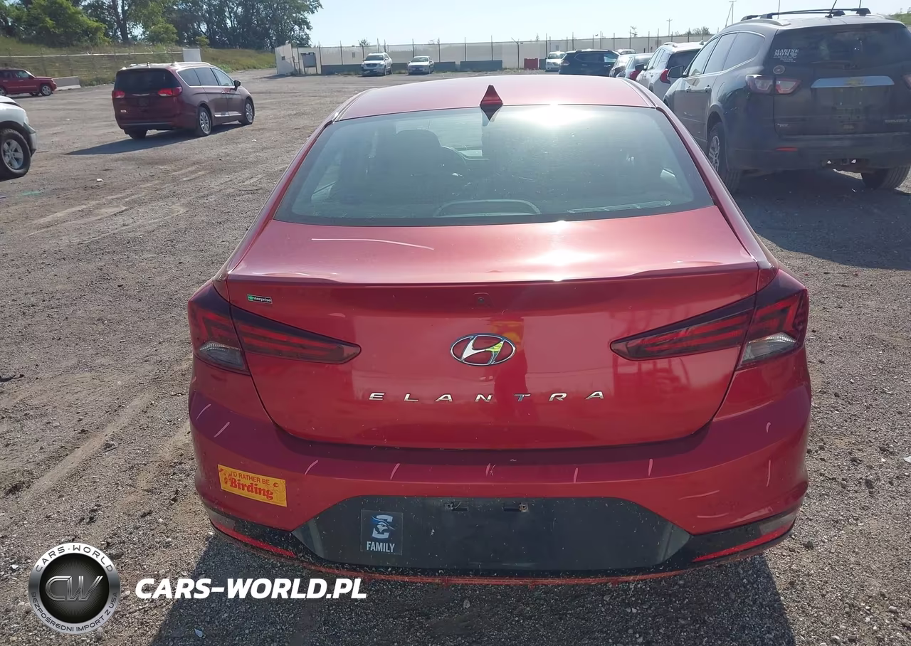 2020 Hyundai Elantra Sel VIN:5NPD84LF7LH508880 - 17