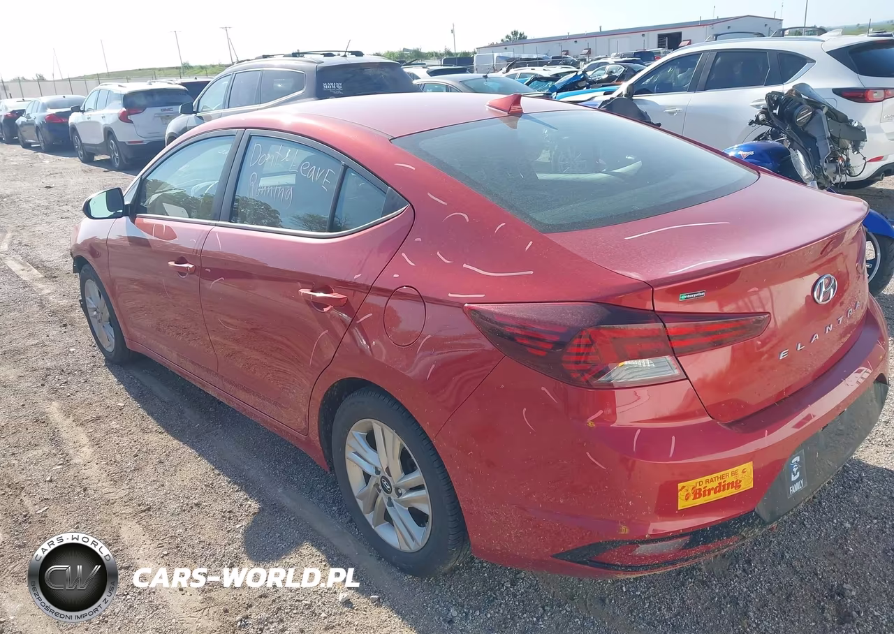 2020 Hyundai Elantra Sel VIN:5NPD84LF7LH508880 - 3