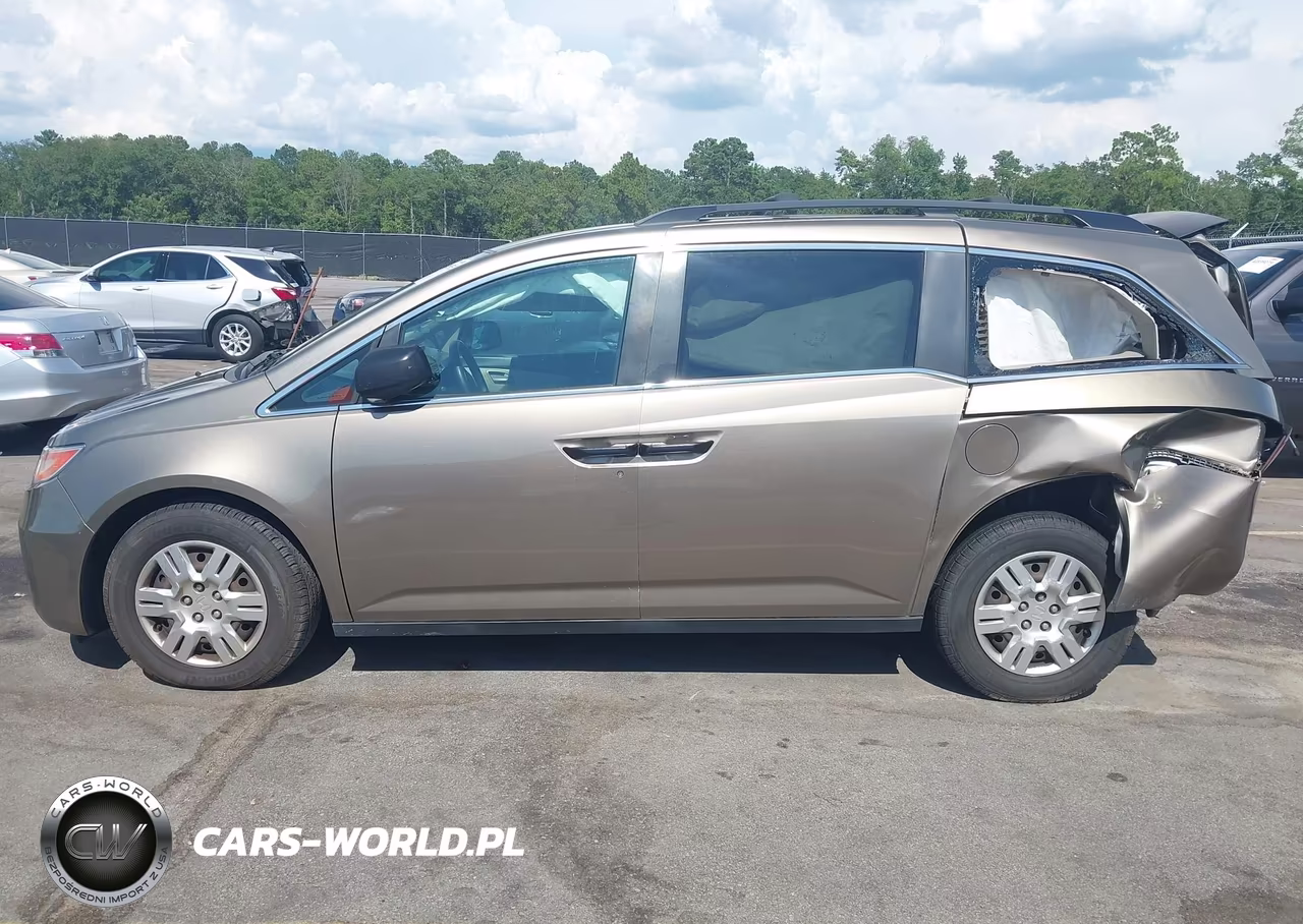 2013 Honda Odyssey Lx VIN:5FNRL5H24DB076183 - 14