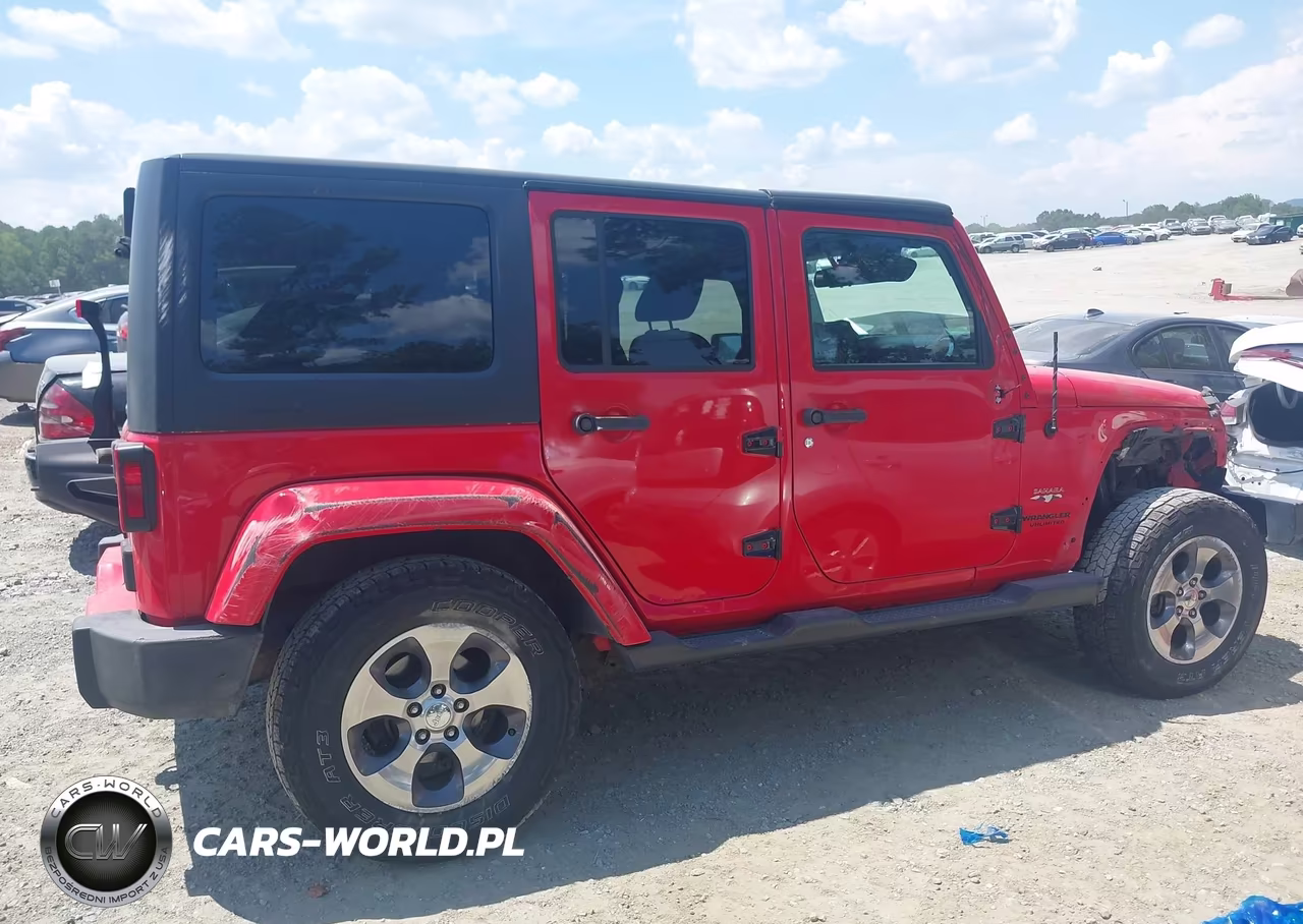 2016 Jeep Wrangler Unlimited Sahara VIN:1C4BJWEG9GL117292 - 13