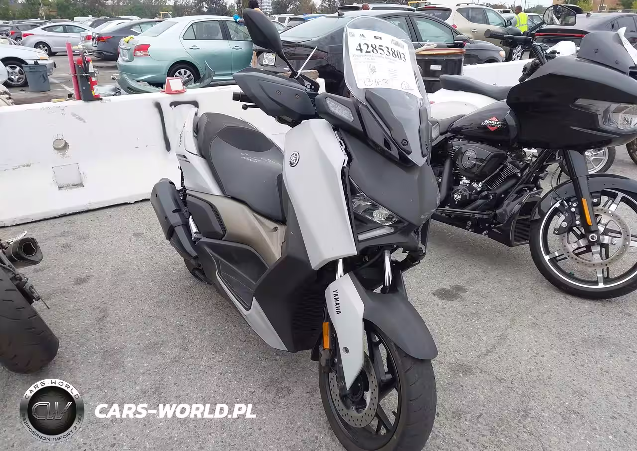 2023 Yamaha Czd300 A