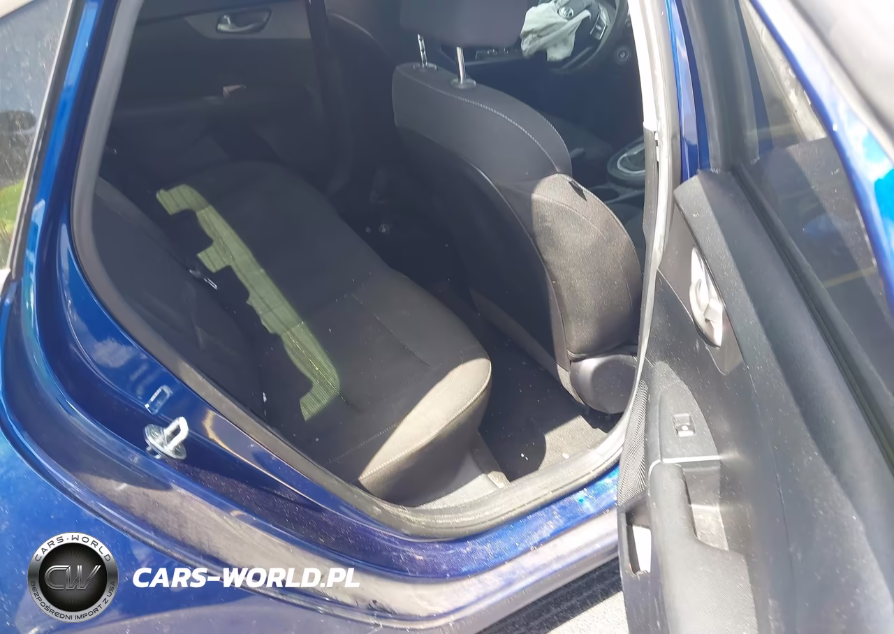 2019 Kia Forte Lxs VIN:3KPF24AD0KE120887 - 8