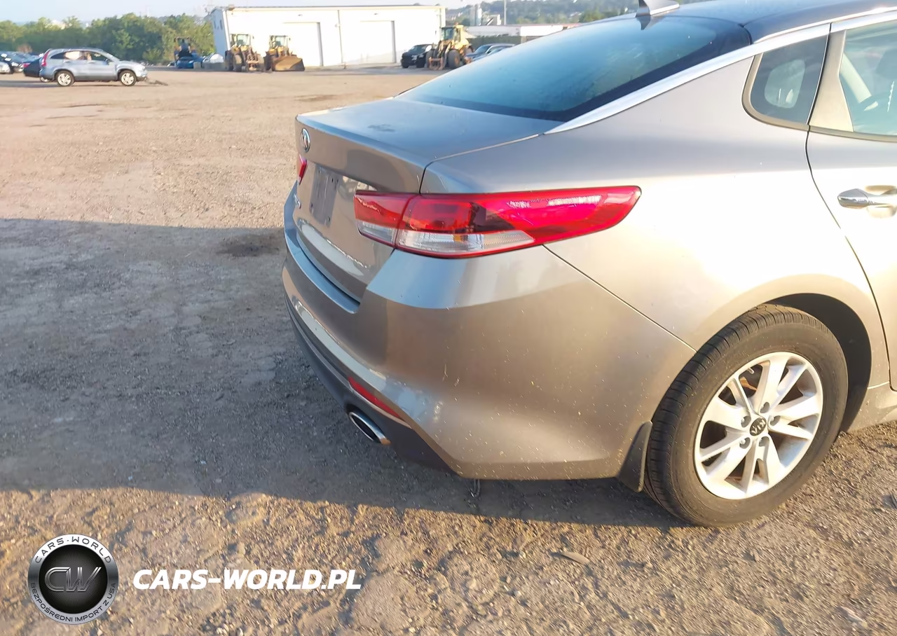 2016 Kia Optima Lx VIN:5XXGT4L39GG032473 - 12