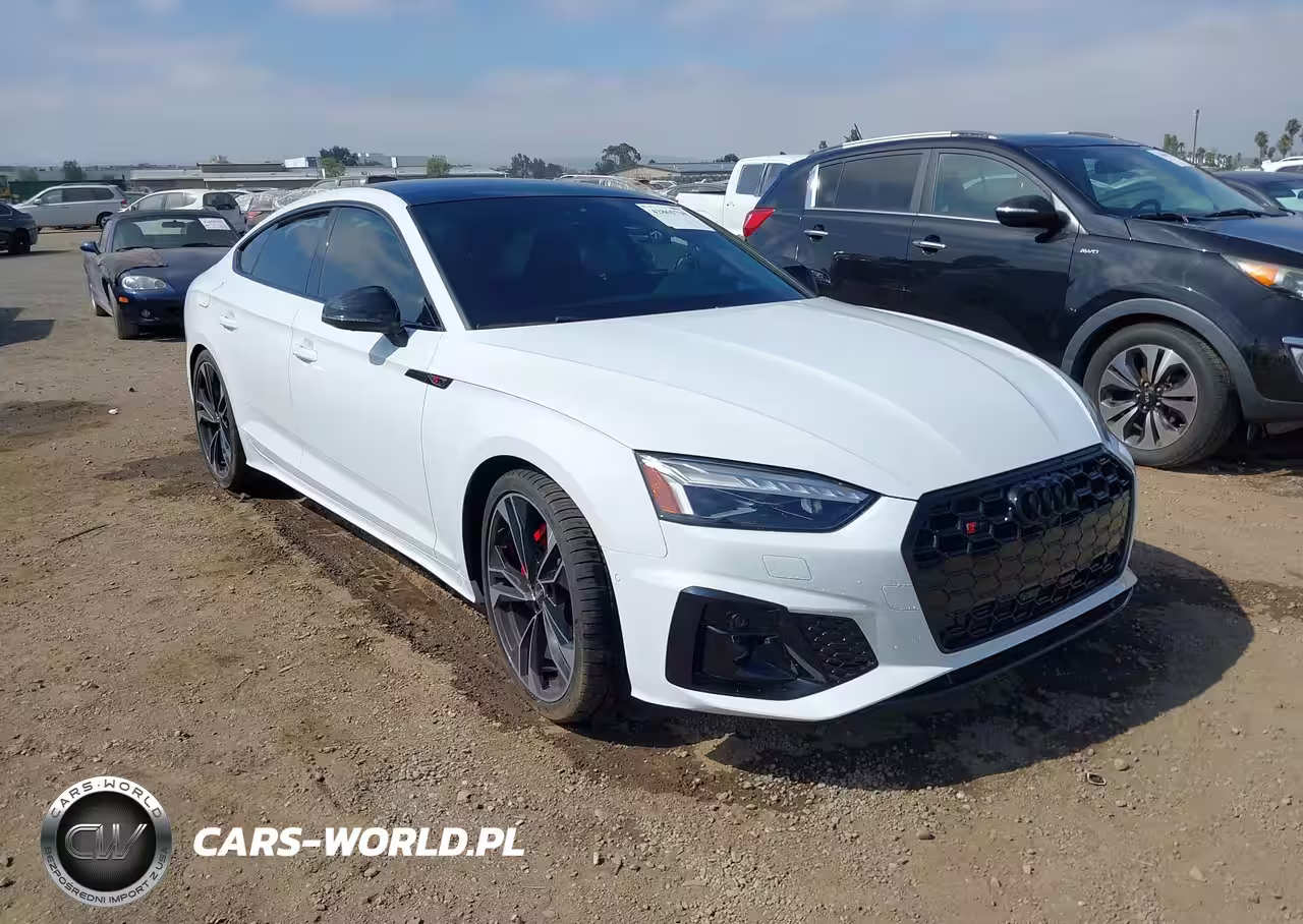 AUDI