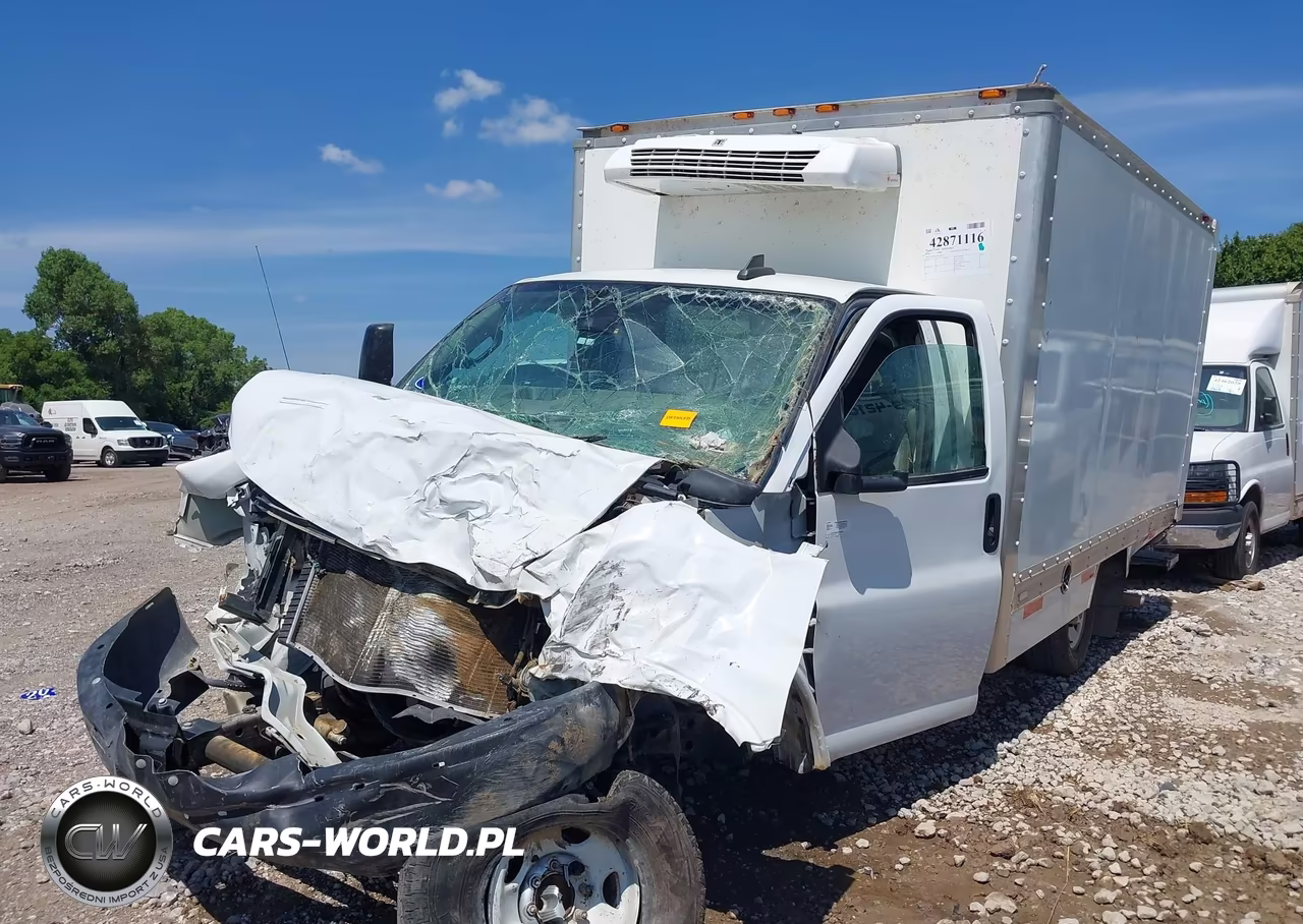 2019 GMC Savana Cutaway Work Van VIN:1GD07RFP3K1365348 - 2