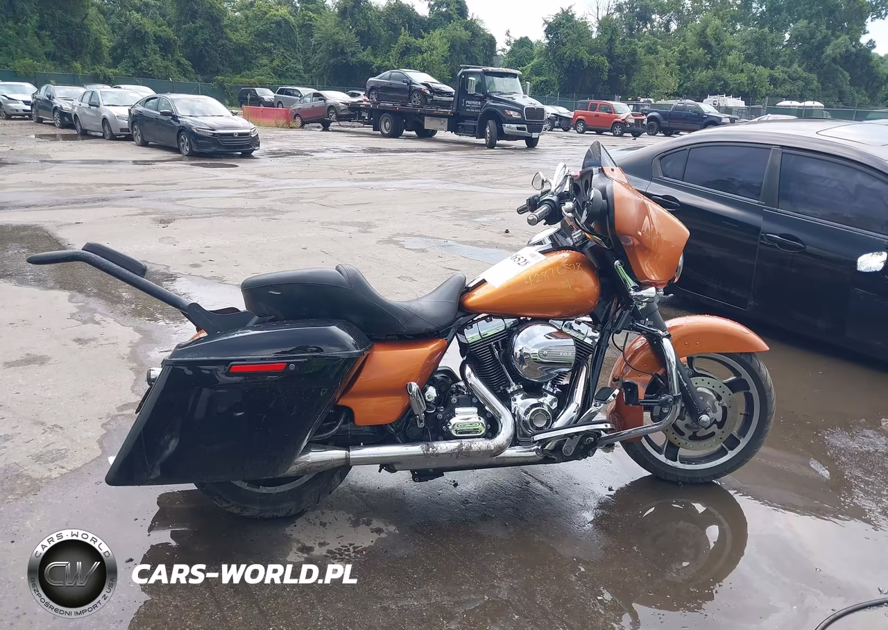 2016 Harley-Davidson Flhx Street Glide VIN:1HD1KBM14GB672816 - 12