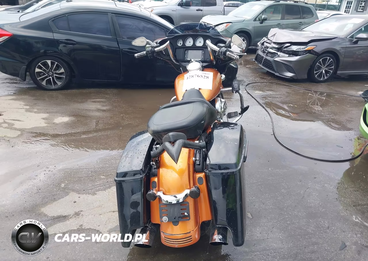 2016 Harley-Davidson Flhx Street Glide VIN:1HD1KBM14GB672816 - 6