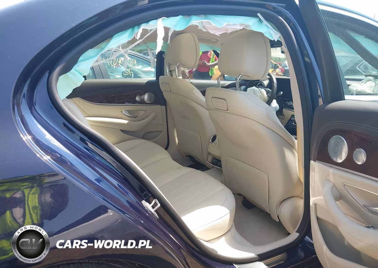 2018 Mercedes-Benz E 300 4Matic VIN:WDDZF4KB8JA311916 - 8