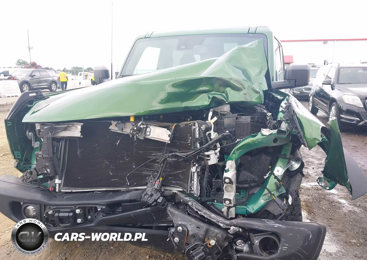 2024 Ford Bronco Black Diamond VIN:1FMDE1BH8RLB02083 - 18