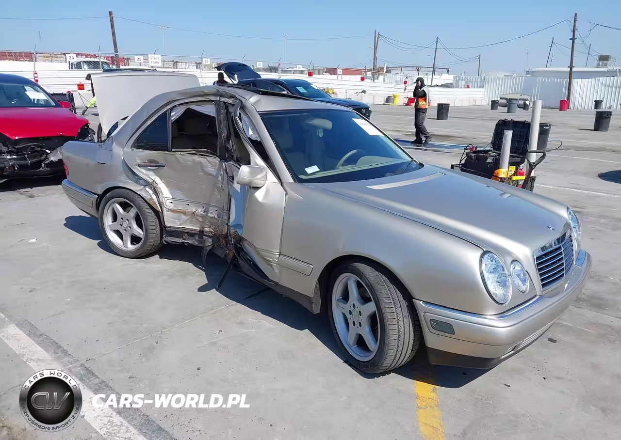 1999 Mercedes-Benz E 320