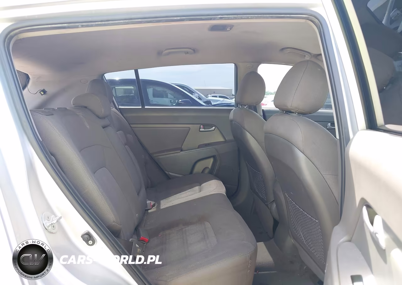 2011 Kia Sportage Lx VIN:KNDPB3A2XB7018719 - 8