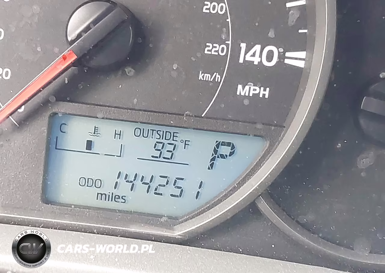2016 Toyota Rav4 Le VIN:2T3BFREV2GW411504 - 16