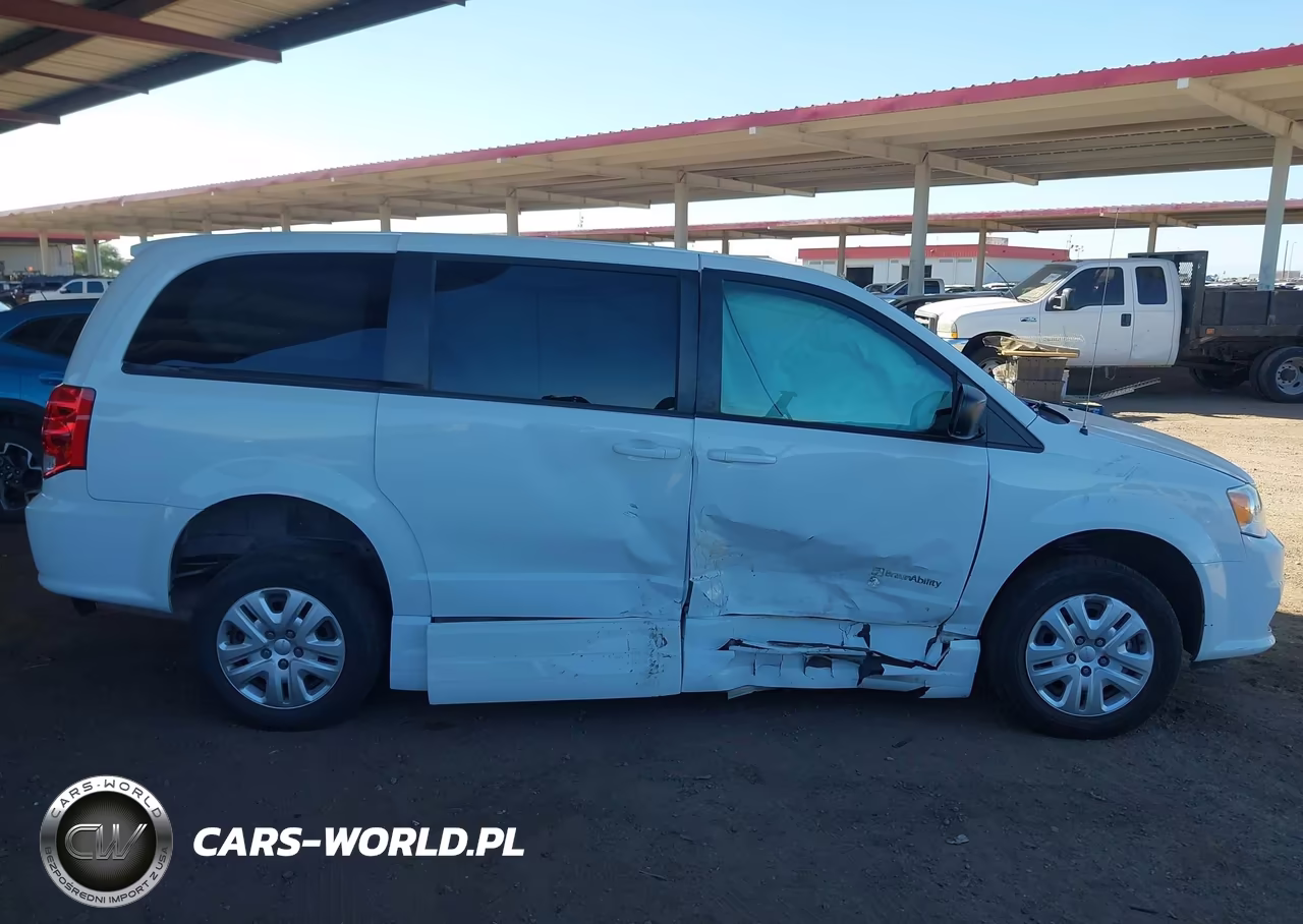 2018 Dodge Grand Caravan Se VIN:2C7WDGBG9JR231510 - 13