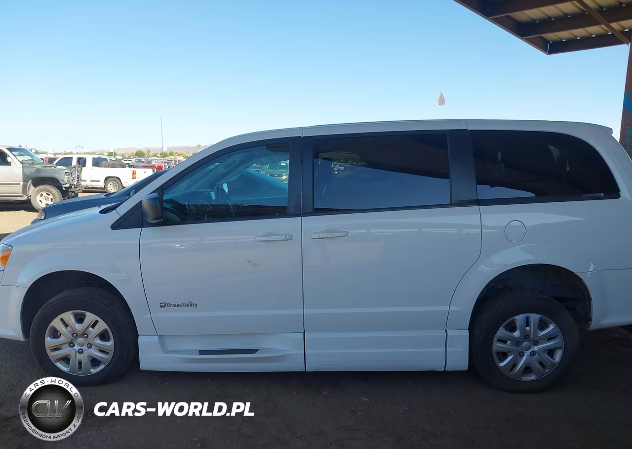 2018 Dodge Grand Caravan Se VIN:2C7WDGBG9JR231510 - 14