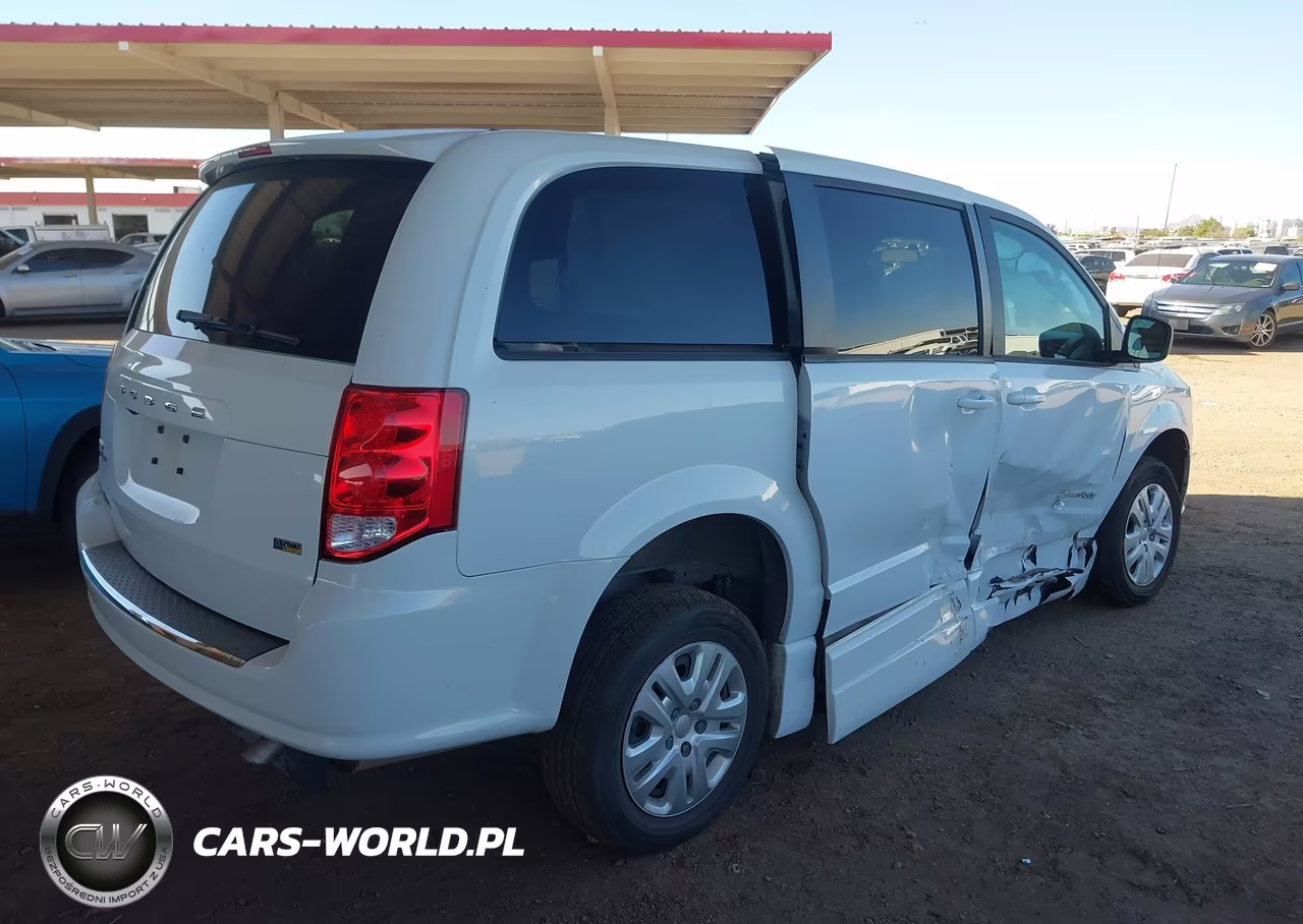 2018 Dodge Grand Caravan Se VIN:2C7WDGBG9JR231510 - 4