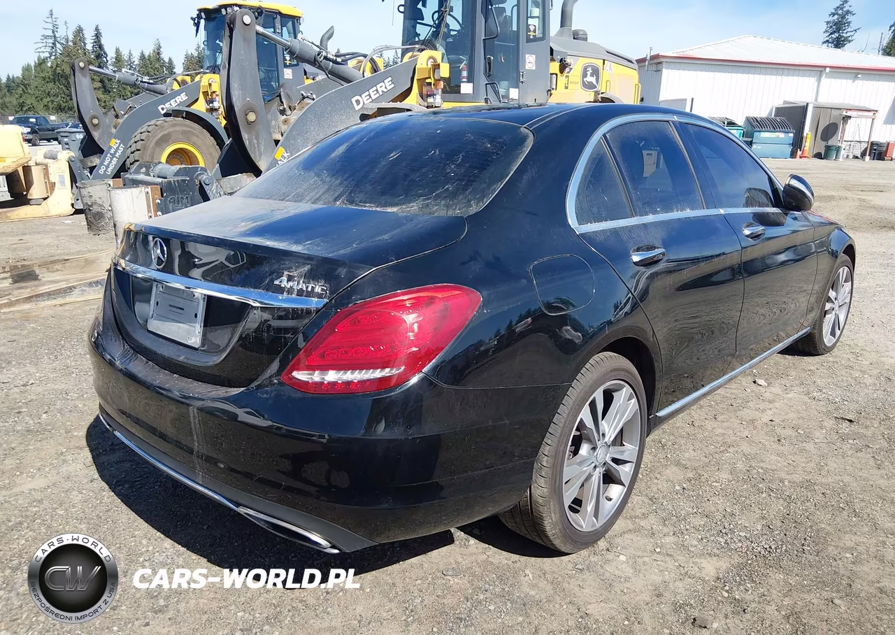 2015 Mercedes-Benz C 300 4Matic VIN:55SWF4KB0FU007411 - 4