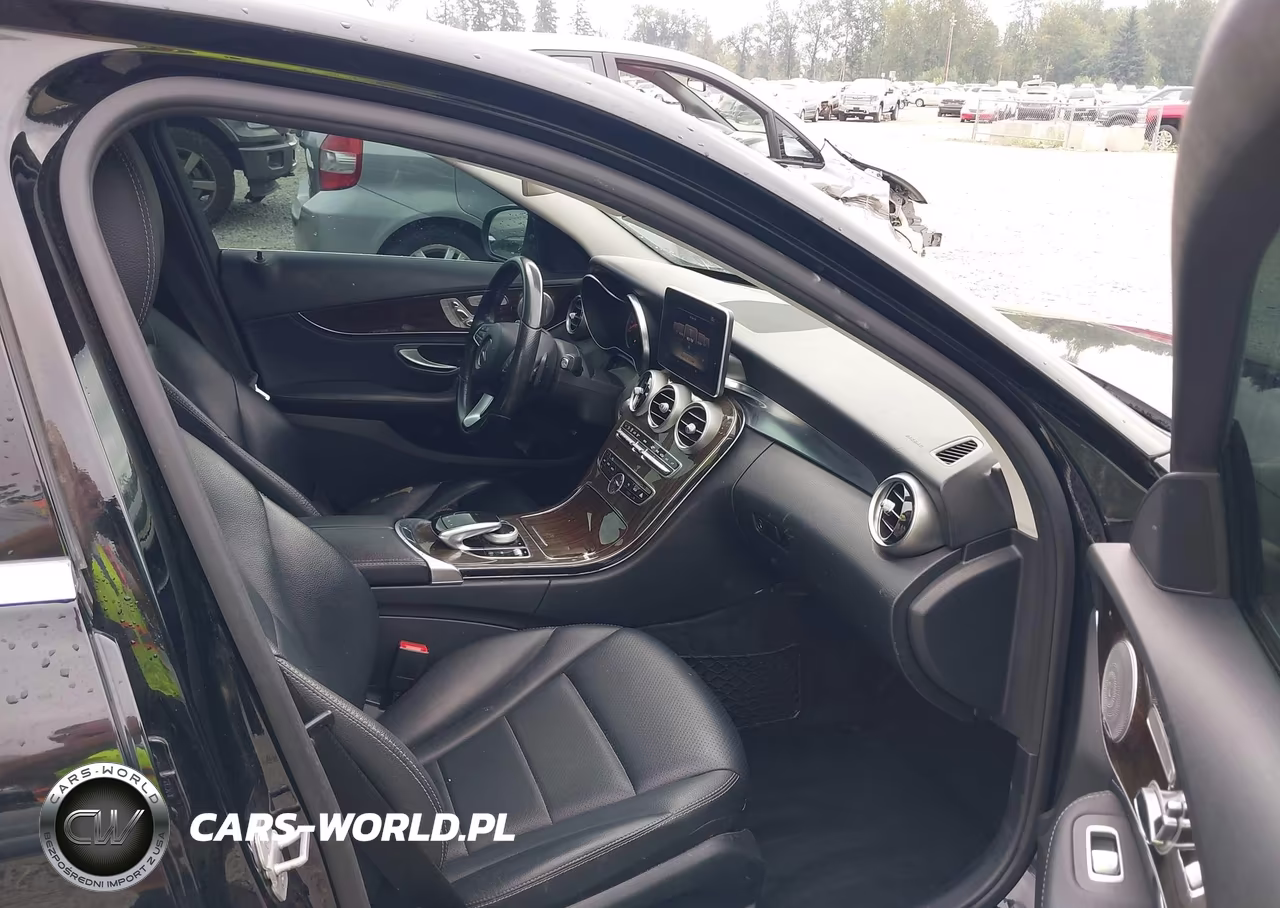2015 Mercedes-Benz C 300 4Matic VIN:55SWF4KB0FU007411 - 5