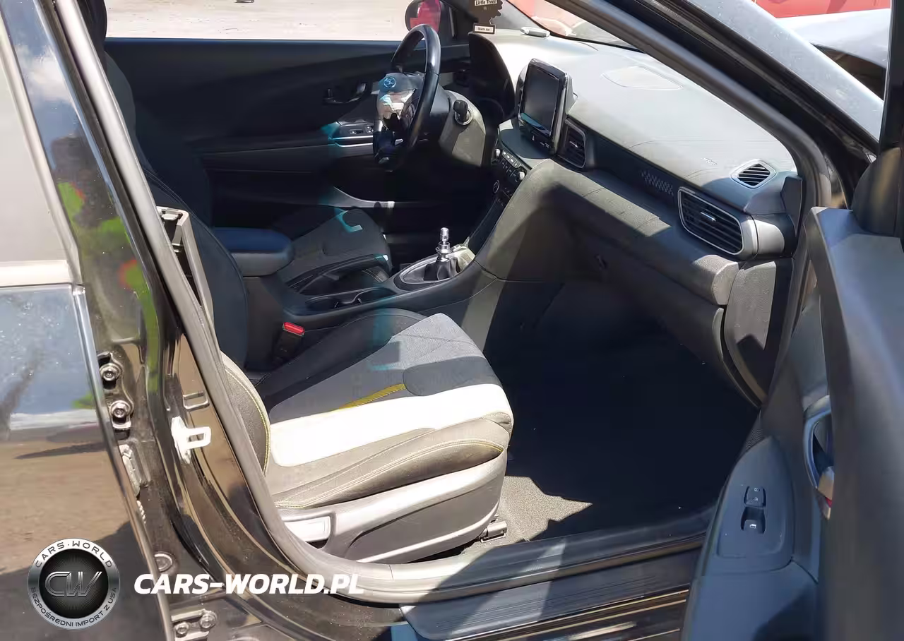 2019 Hyundai Veloster Turbo R-Spec VIN:KMHTH6AB1KU009399 - 5