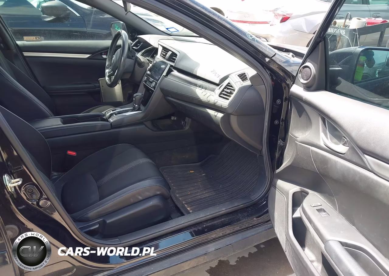 2019 Honda Civic Sport VIN:19XFC2F88KE047538 - 5