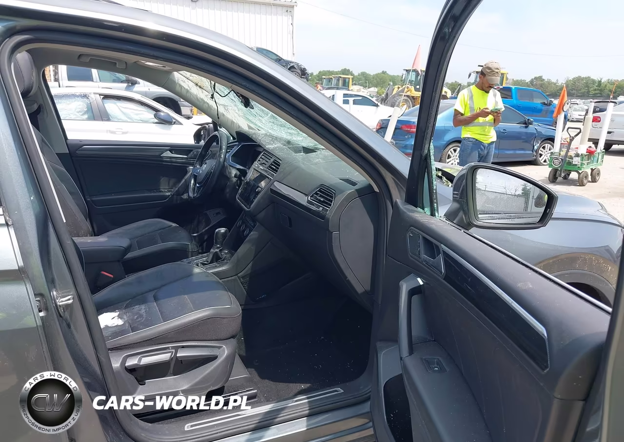 2019 Volkswagen Tiguan 2.0T Sel Premium-2.0T Sel Premium R-Line VIN:3VV4B7AX5KM072930 - 5
