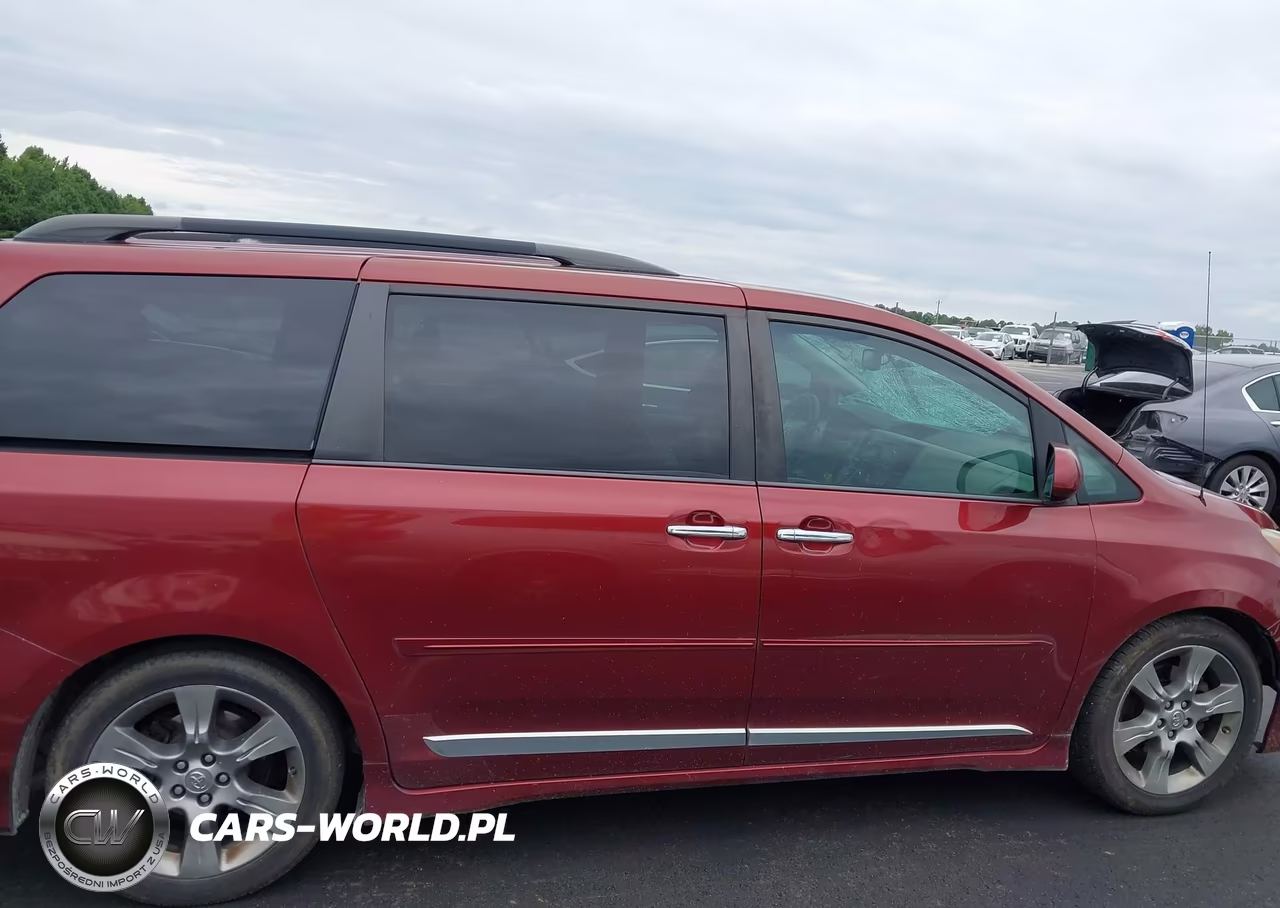 2013 Toyota Sienna Se 8 Passenger VIN:5TDXK3DC5DS381457 - 13