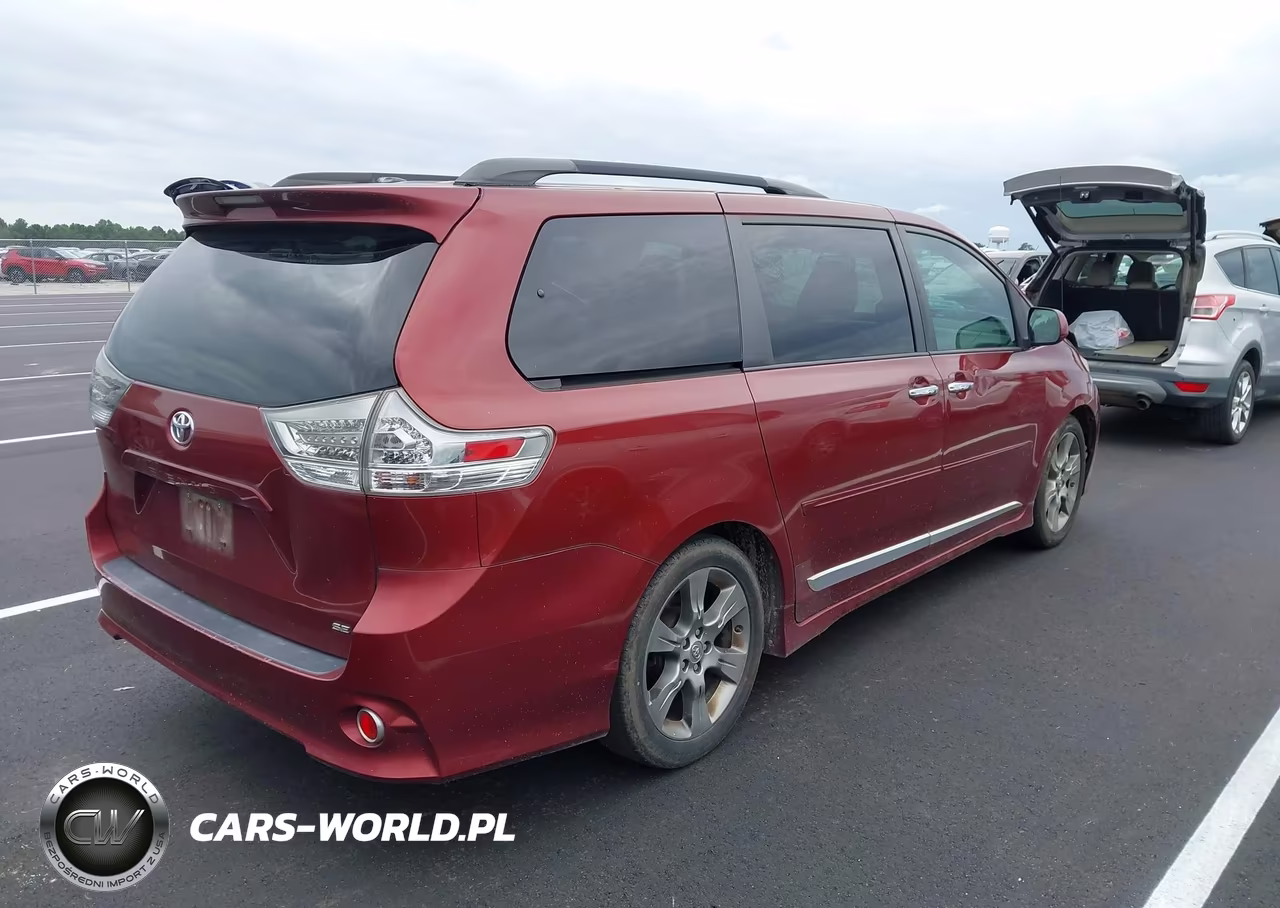 2013 Toyota Sienna Se 8 Passenger VIN:5TDXK3DC5DS381457 - 4