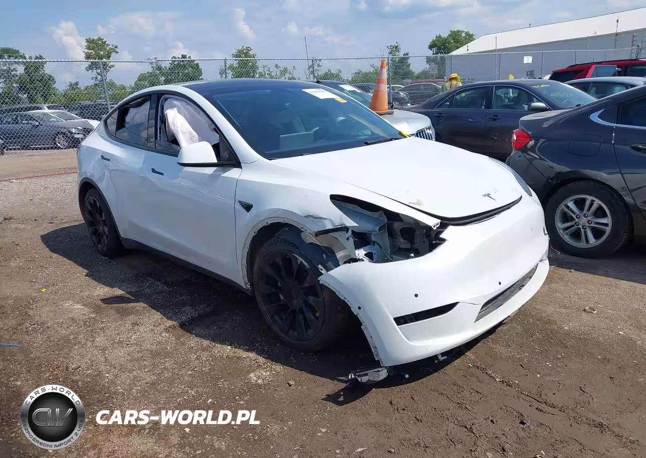 2021 Tesla Model Y Long Range Dual Motor All-Wheel Drive