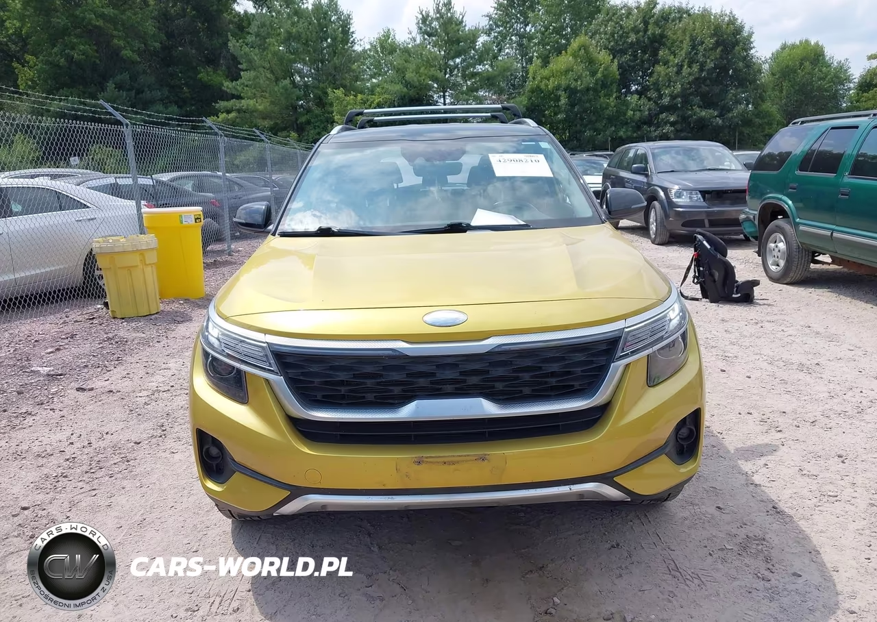 2021 Kia Seltos S VIN:KNDEUCAA8M7199461 - 13