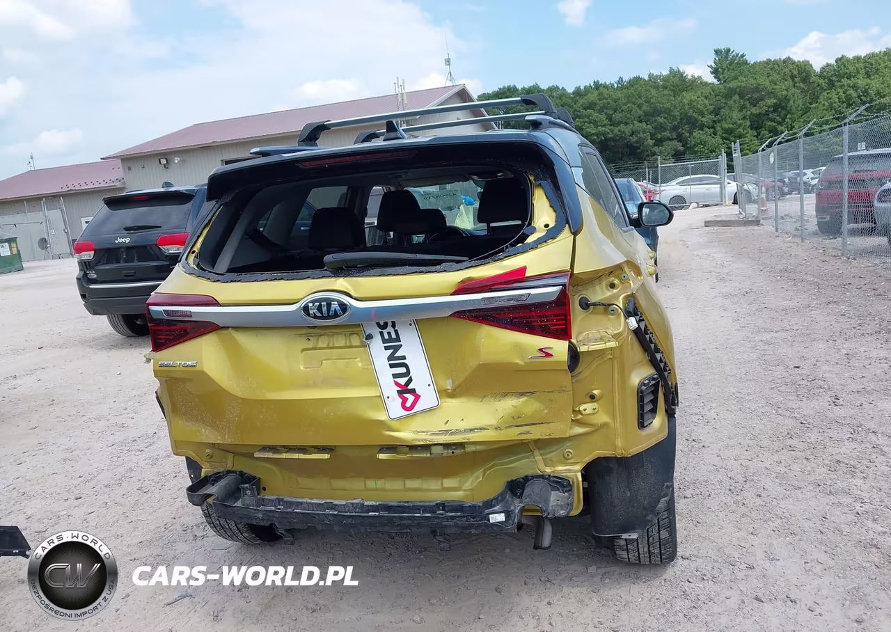 2021 Kia Seltos S VIN:KNDEUCAA8M7199461 - 17