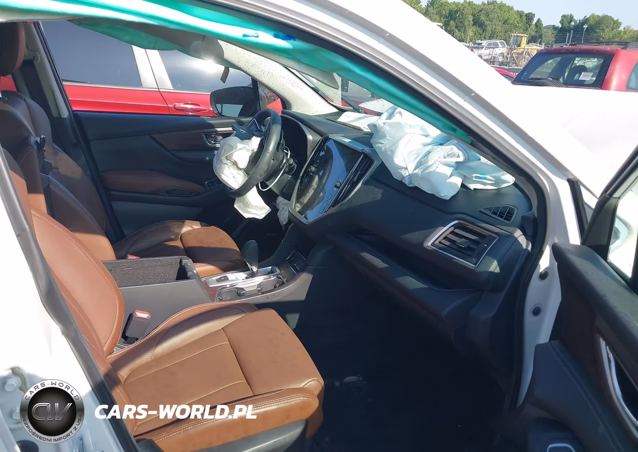 2024 Subaru Ascent Touring 7-Passenger VIN:4S4WMAWD8R3425309 - 5