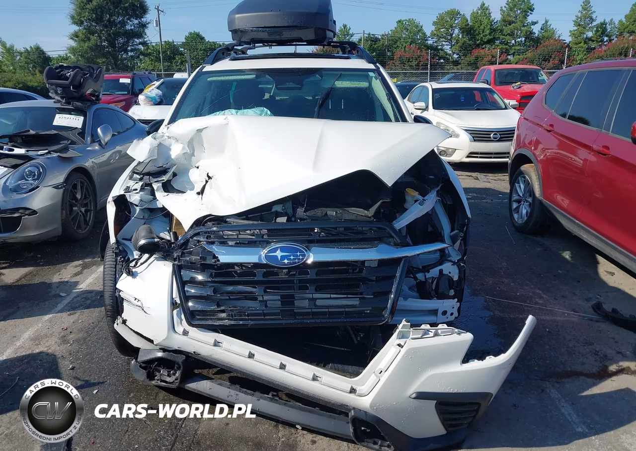 2024 Subaru Ascent Touring 7-Passenger VIN:4S4WMAWD8R3425309 - 6