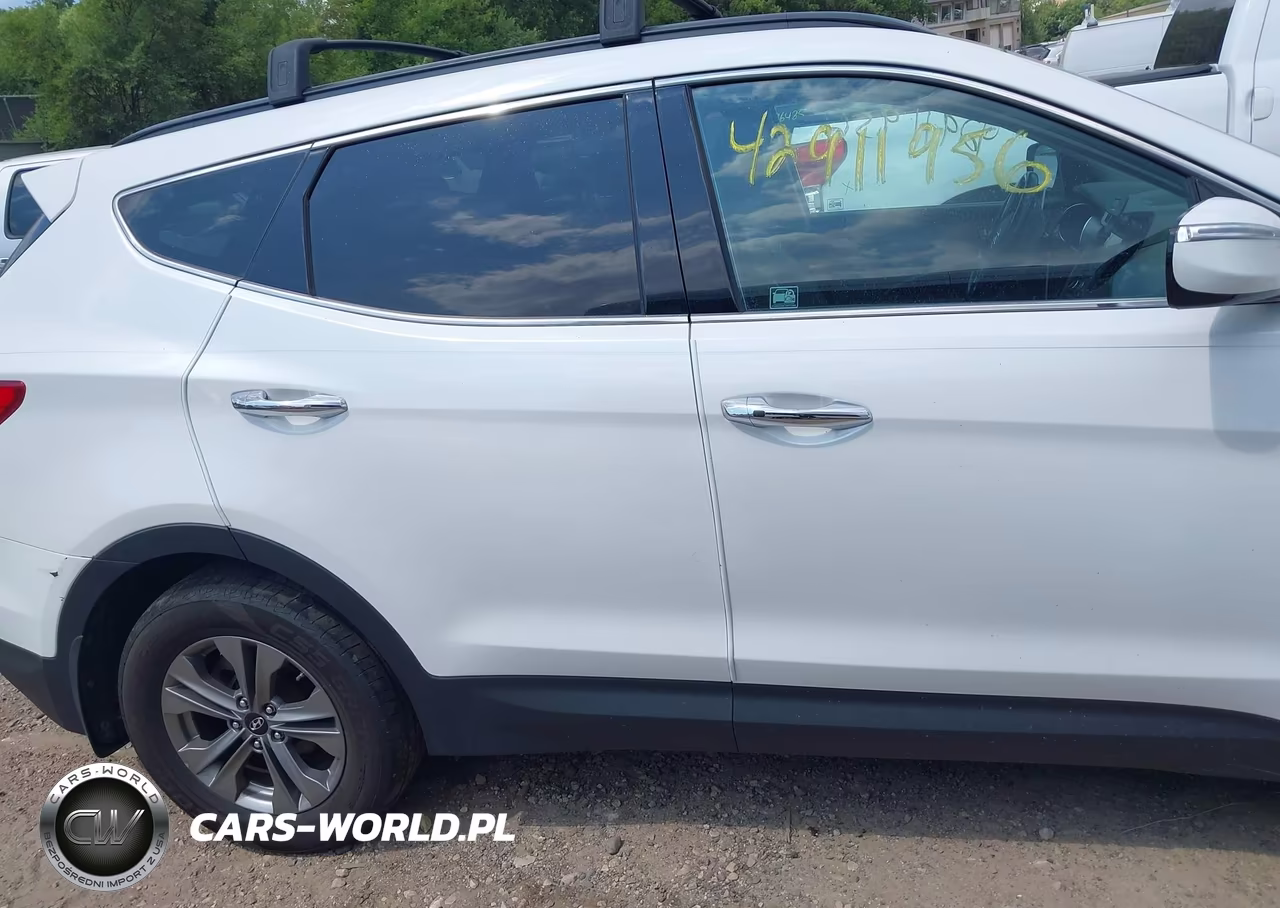 2016 Hyundai Santa Fe Sport 2.4L VIN:5XYZUDLB9GG316405 - 13