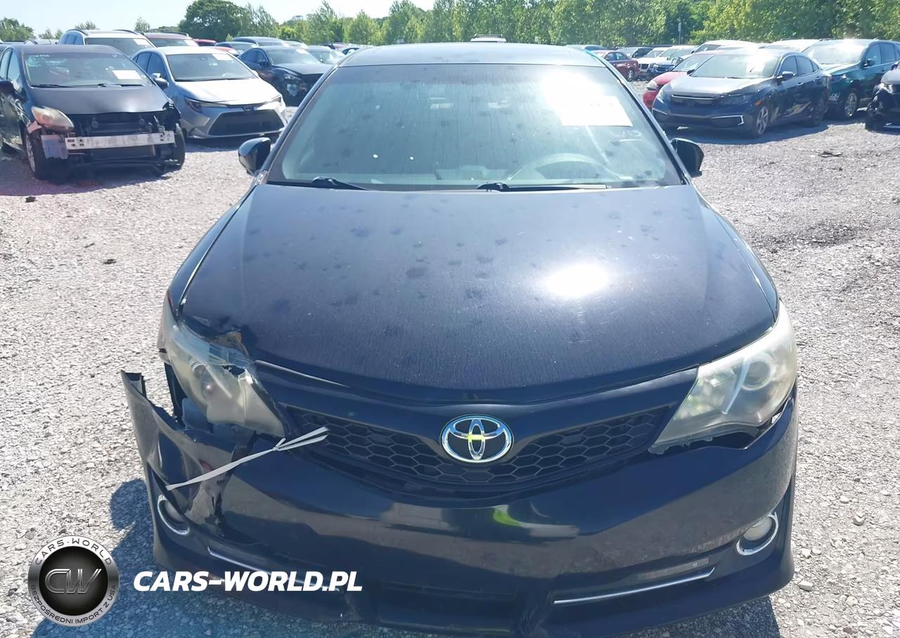 2014 Toyota Camry Se Sport VIN:4T1BF1FK1EU317321 - 12