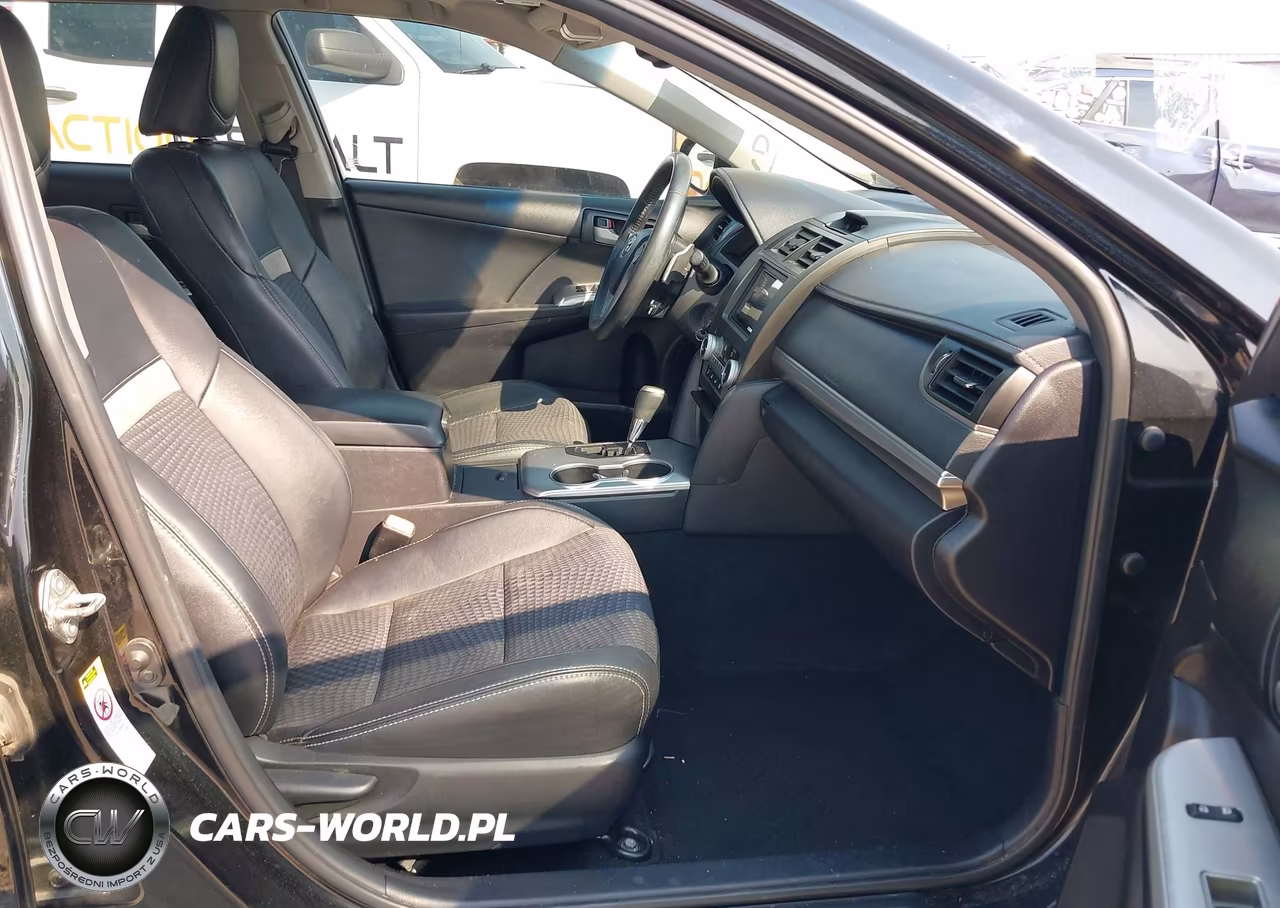 2014 Toyota Camry Se Sport VIN:4T1BF1FK1EU317321 - 5