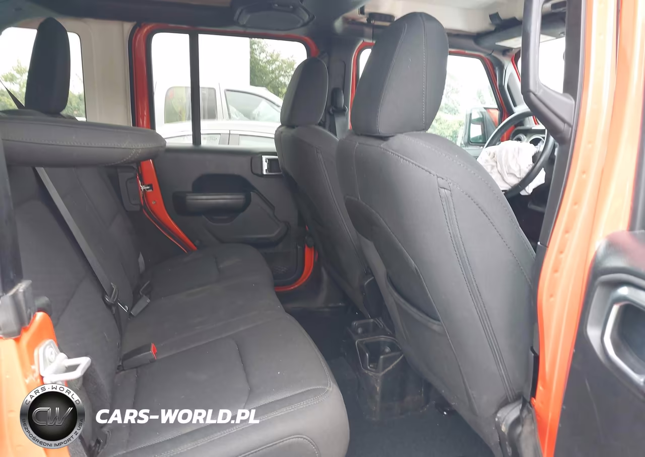 2018 Jeep Wrangler Unlimited Sport S 4X4 VIN:1C4HJXDG1JW278260 - 8