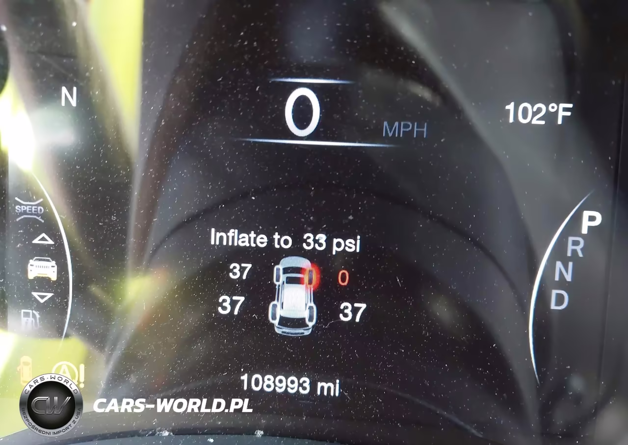 2018 Jeep Grand Cherokee Altitude 4X2 VIN:1C4RJEAG3JC479978 - 16