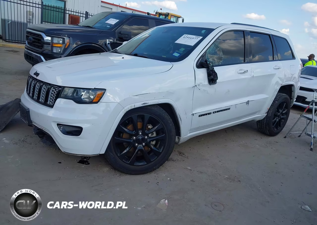 2018 Jeep Grand Cherokee Altitude 4X2 VIN:1C4RJEAG3JC479978 - 2