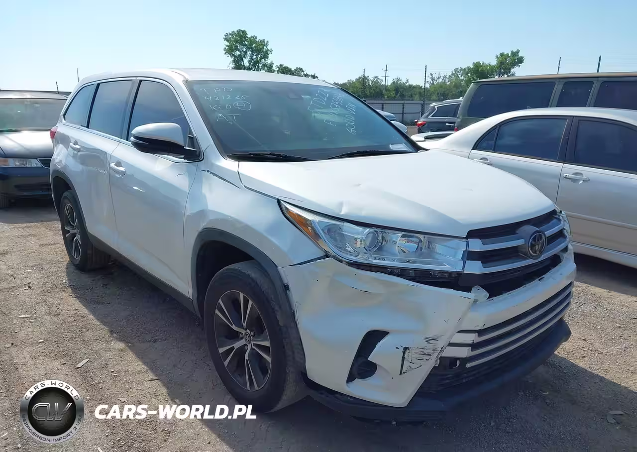 2019 Toyota Highlander Le
