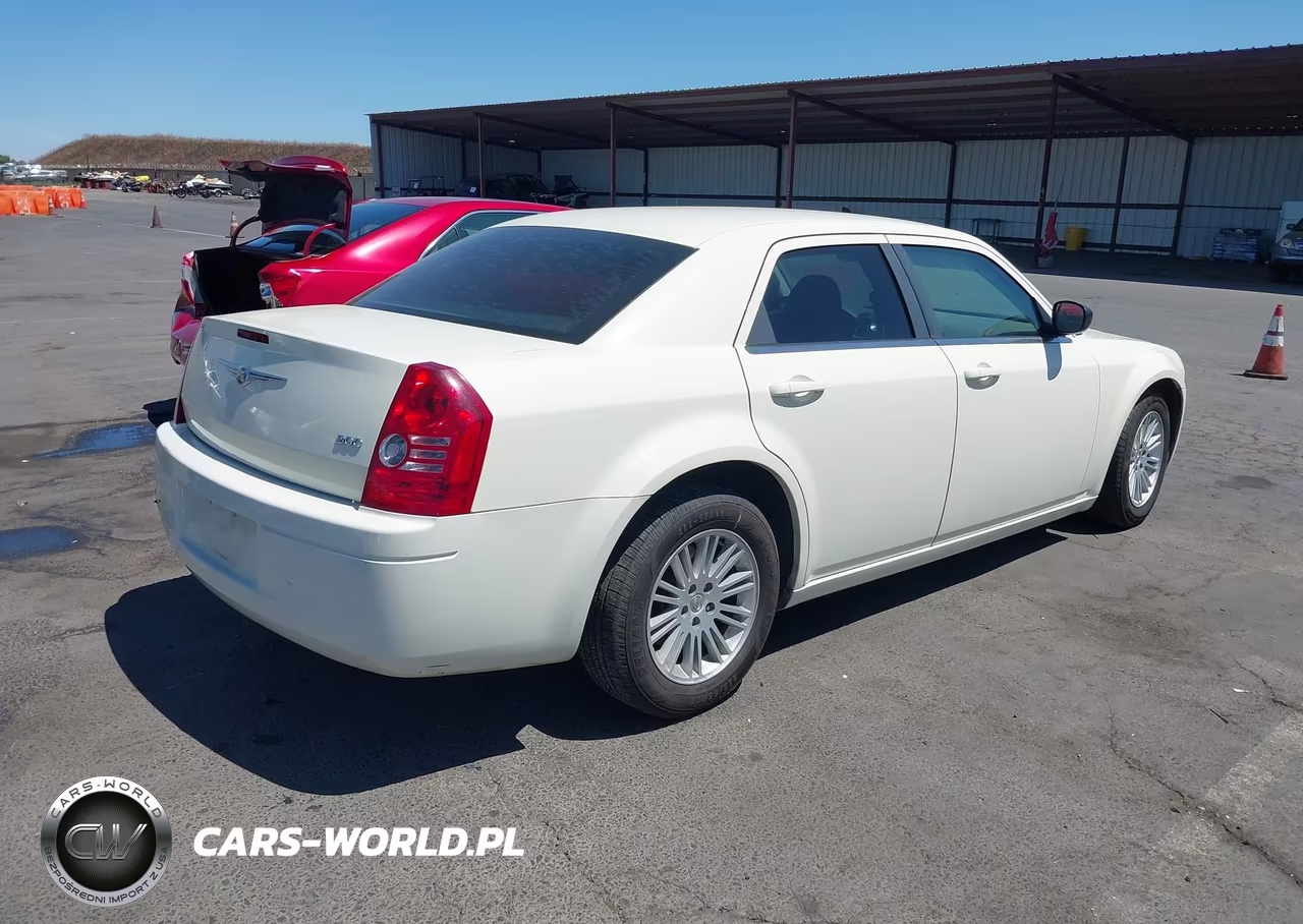 2009 Chrysler 300 Lx VIN:2C3KA43D59H558001 - 4